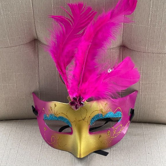 Party Mask Light Up Deep Pink Fuax Feather Masquerade Mask - Picture 3 of 11